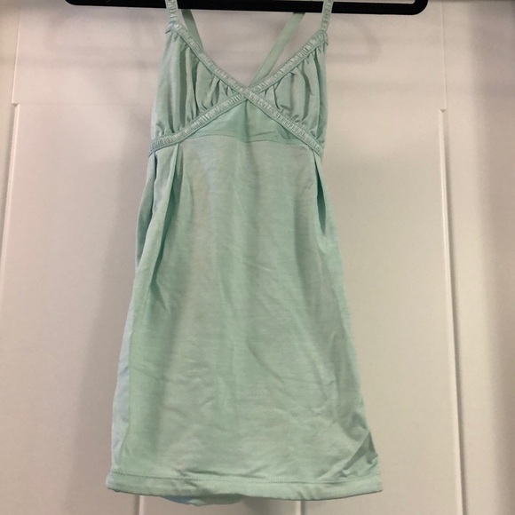 Teal lululemon ruched cross back strap tank - Picture 4 of 5